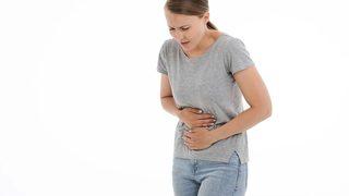 Bu doğal çözümler mide bulantısını ortadan kaldırıyor! Bitki çayı, kuru yemiş...