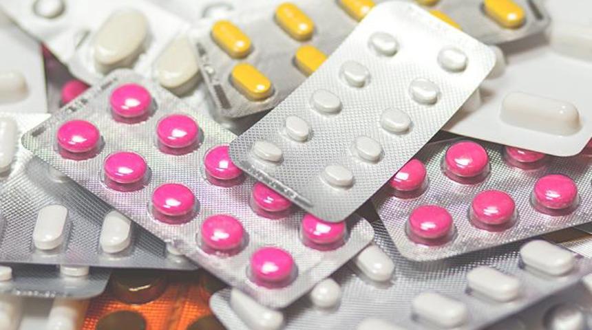 Ağrı kesici kullananlar dikkat! Uzmanından &ouml;nemli koronavir&uuml;s uyarısı