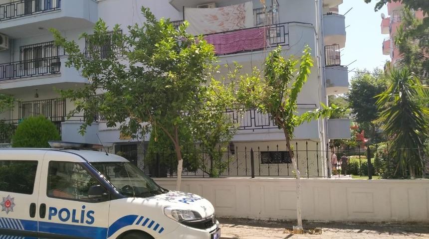 Site yöneticileri kavga etti, bir kişi bıçaklandı