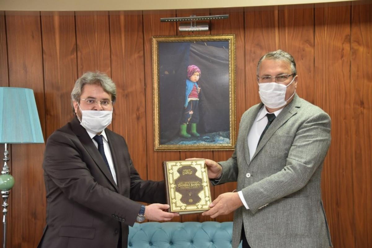 Manisa İl M&uuml;ft&uuml;s&uuml; Soyk&ouml;k, Başkan &Ccedil;er&ccedil;i&rsquo;yi &ccedil;alışmaları hakkında bilgilendirdi