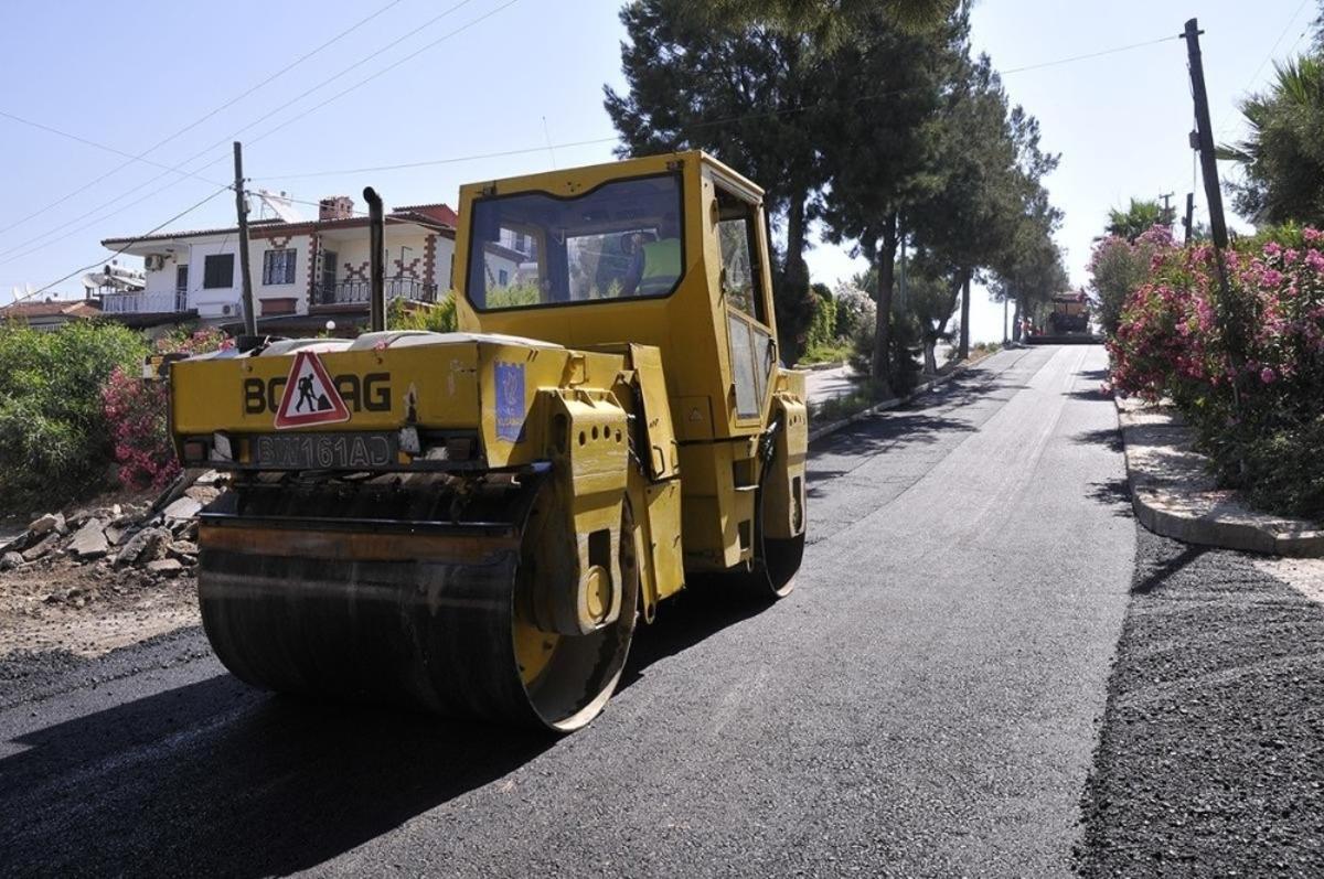 Başkan G&uuml;nel&rsquo;in yol yapım seferberliği devam ediyor