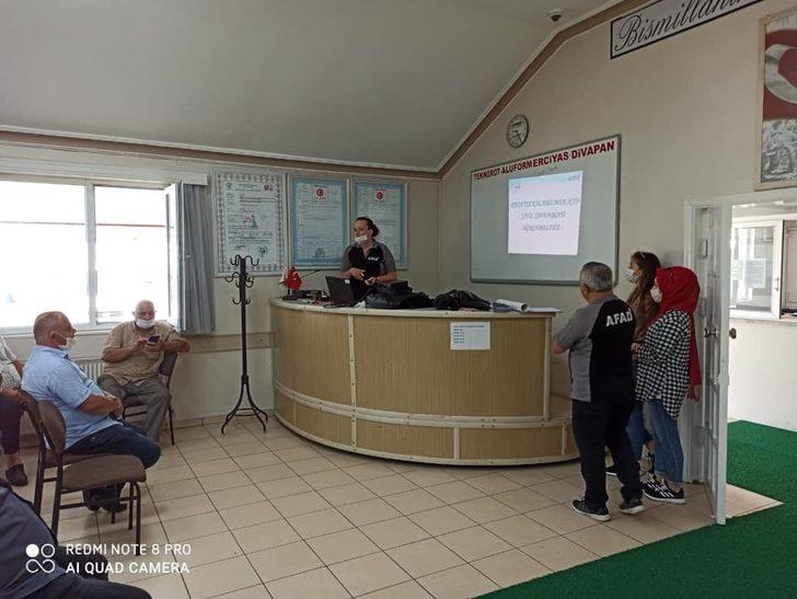 Kamyonculara doğal afet bilgilendirmesi yapıldı G5