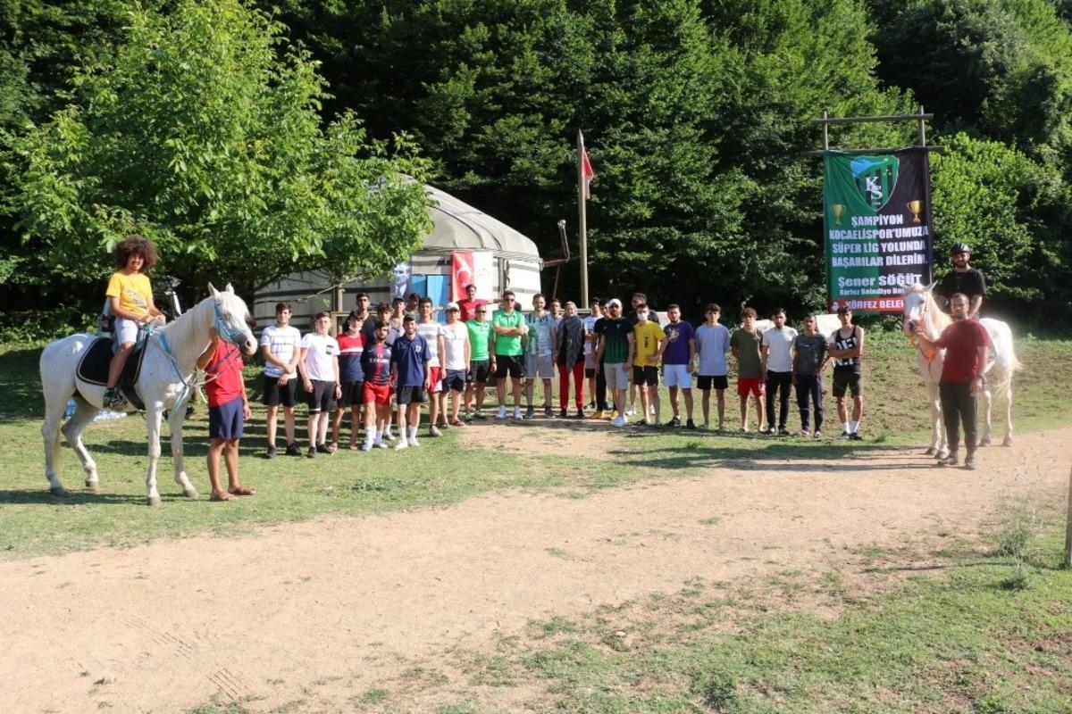 K&ouml;rfez&rsquo;in gen&ccedil;lerine kamp &ouml;d&uuml;l&uuml;