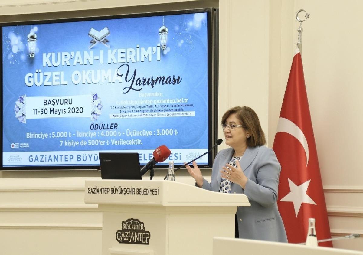 Kur&rsquo;an&rsquo;ı Kerim ve ilahi okuma yarışması &ouml;d&uuml;l t&ouml;reni d&uuml;zenlendi