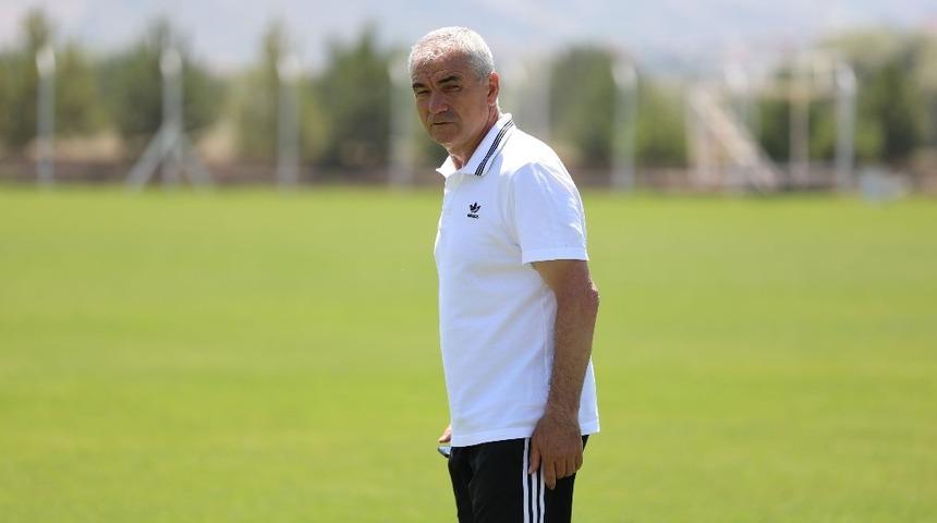 Rıza Çalımbay, Sivasspor'un fikstürüne tepki gösterdi!