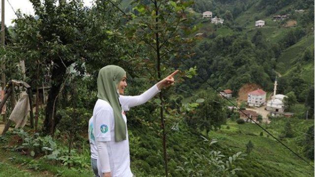 Gamze Özçelik’ten Rize Çıkartması! Yaylaların Yolunu Tuttu