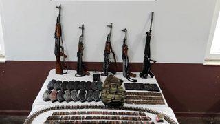 Bitlis'te uzun namlulu silahlar ve mühimmat ele geçirildi