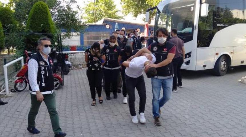 Denizli'de uyuşturucu operasyonu: 22 tutuklama