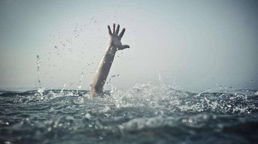 Kocaeli&rsquo;de polis memuru boğularak can verdi