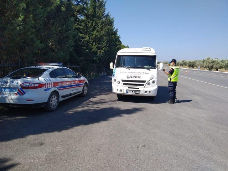 Balıkesir’de jandarmadan trafik uygulaması G1