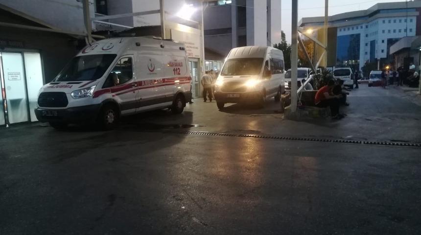 İzmir&rsquo;de silahlı saldırı! &Ouml;l&uuml; ve yaralılar var