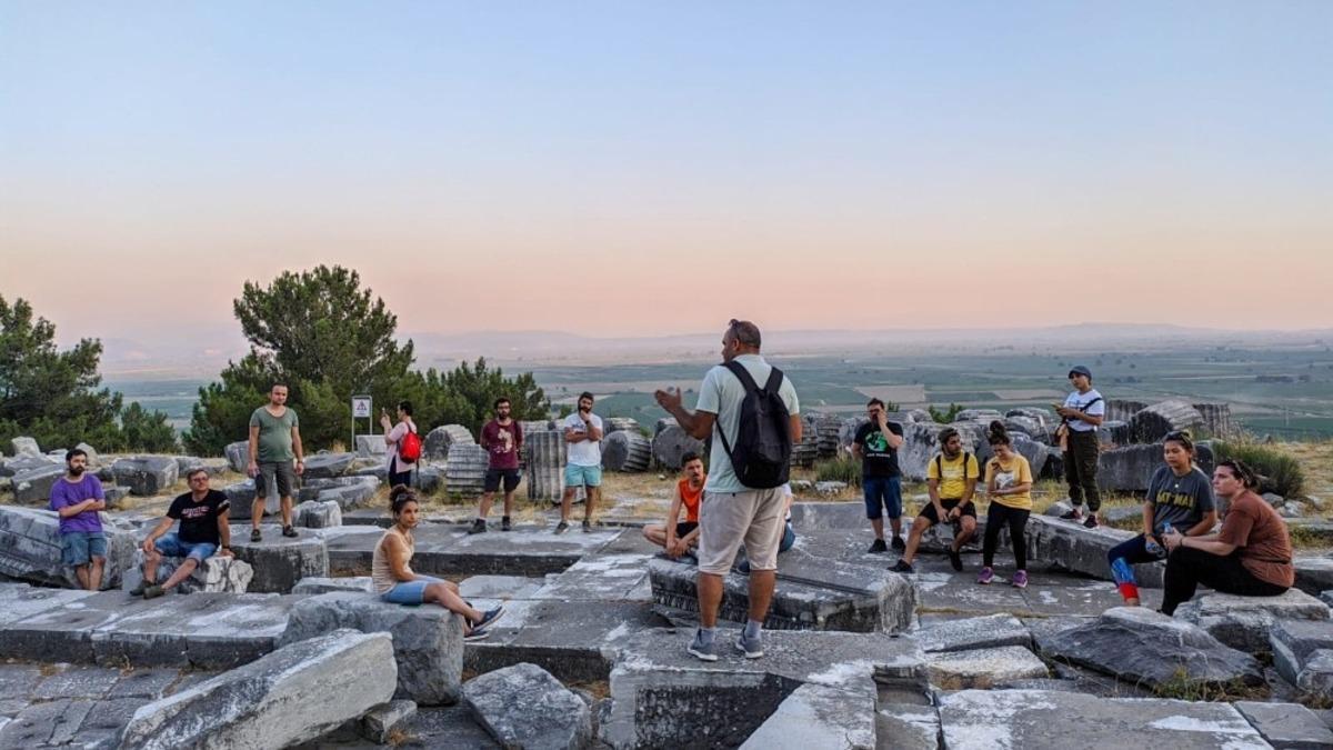 Aydınlı kamp&ccedil;ılar, tarihle i&ccedil; i&ccedil;e kamp yaptı