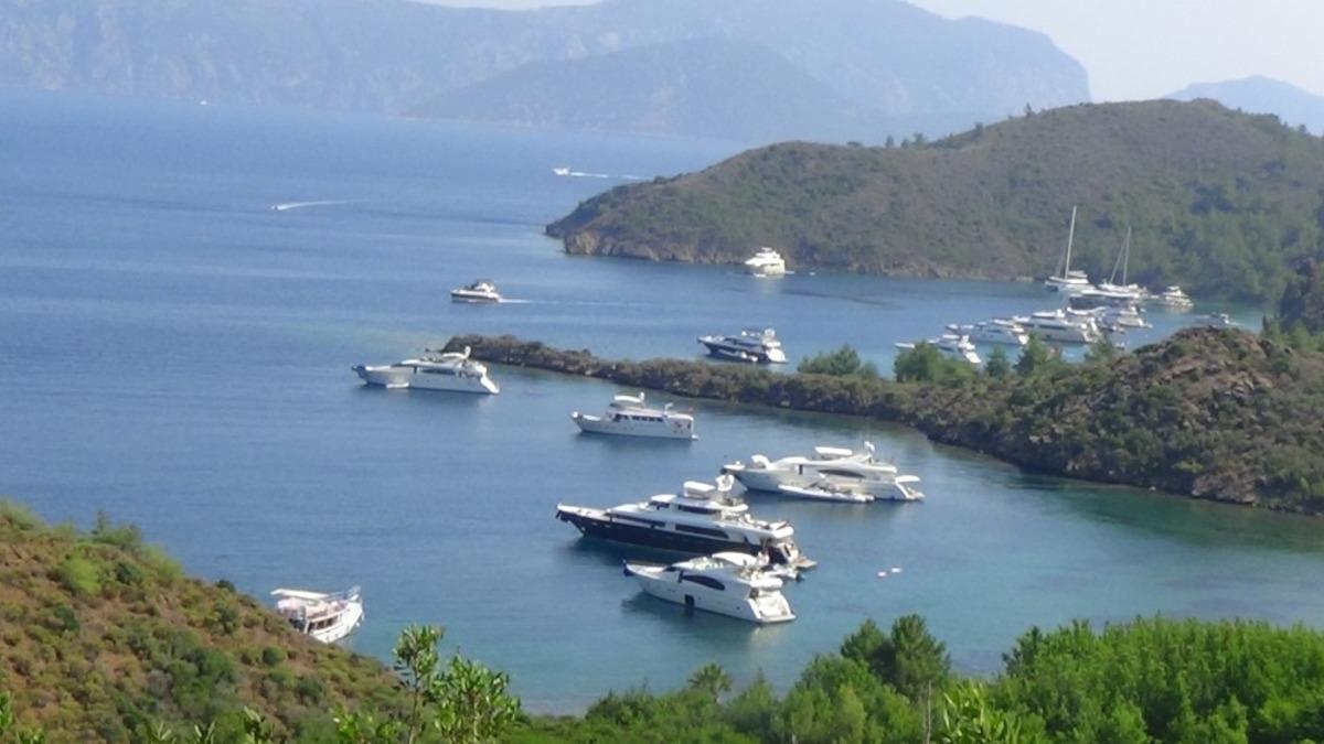 Marmarisin eşsiz koyları milyonluk yatları ağırlıyor
