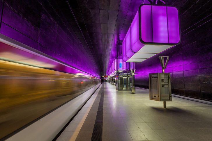 Dünyanın en ilginç metro istasyonları sizi çok şaşırtacak! İçinde düğün bile yapılıyor...
