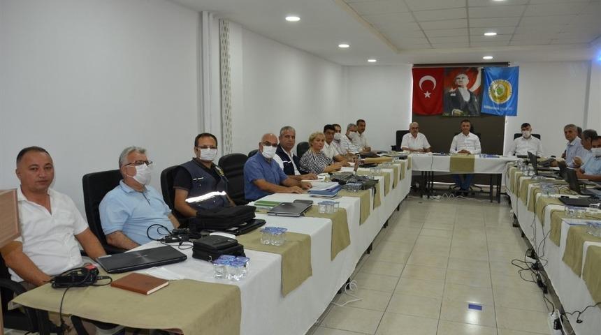 Akduman: &ldquo;Halkımıza hizmet noktasında daha &ccedil;ok &ccedil;alışıp &uuml;retmeliyiz&rdquo;