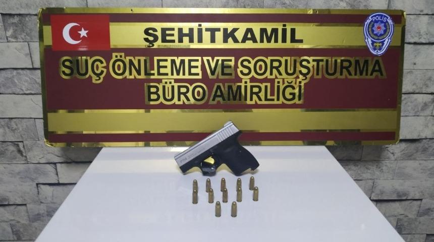 Kasten &ouml;ld&uuml;rme su&ccedil;undan aranan şahıs seri numarası silinmiş