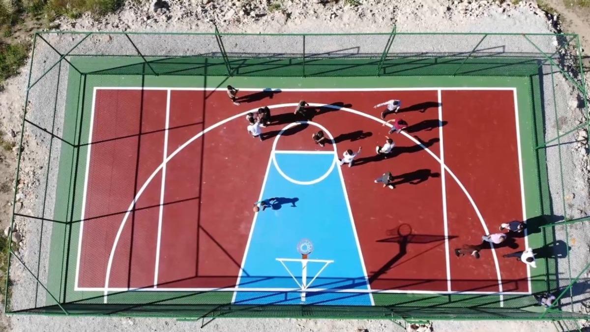 Pursaklar&rsquo;da her mahalleye mini basketbol sahası