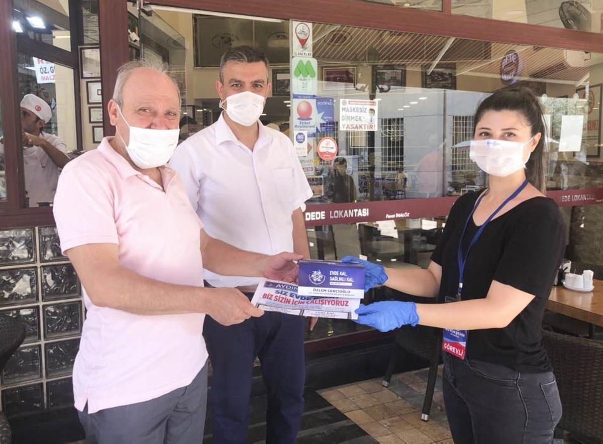 B&uuml;y&uuml;kşehir maske ve dezenfektan dağıtımına devam ediyor