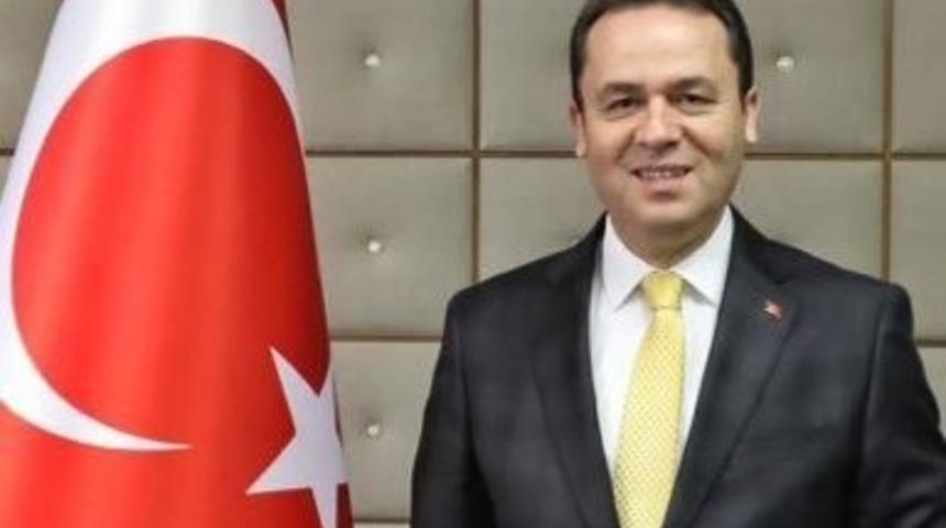 Eryılmaz&rsquo;ın gidişi belediye personelinde &uuml;z&uuml;nt&uuml;ye neden oldu