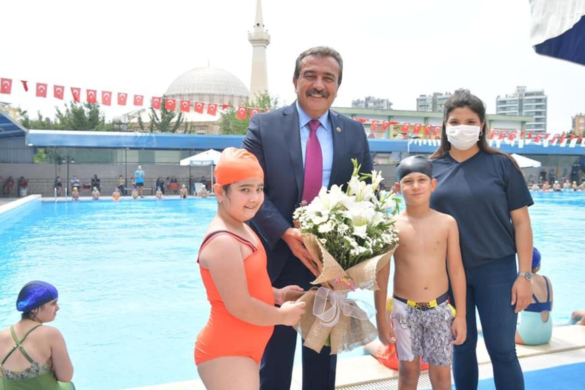 Havuzlar &ccedil;ocuklarla şenlendi