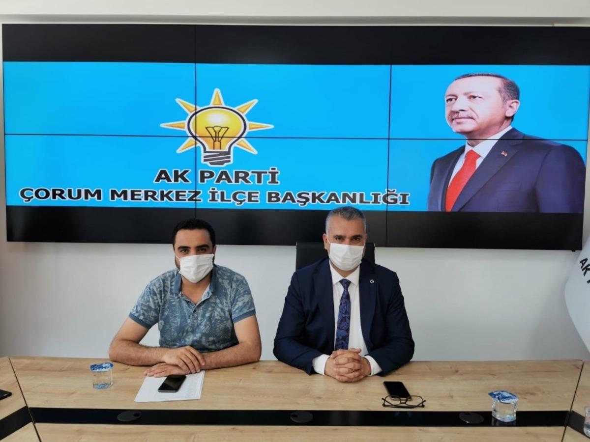 AK Parti &Ccedil;orum İl Başkanı Yusuf Ahlatcı,