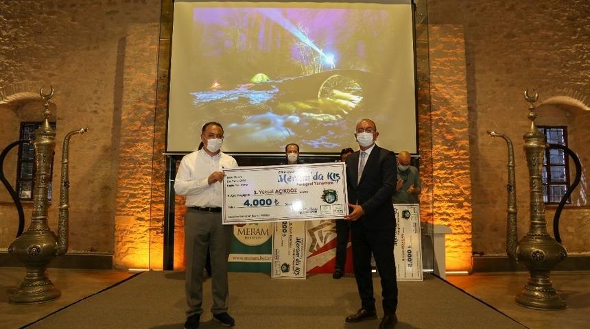Meram&rsquo;da fotoğraf yarışmasında dereceye girenler &ouml;d&uuml;llerini aldı