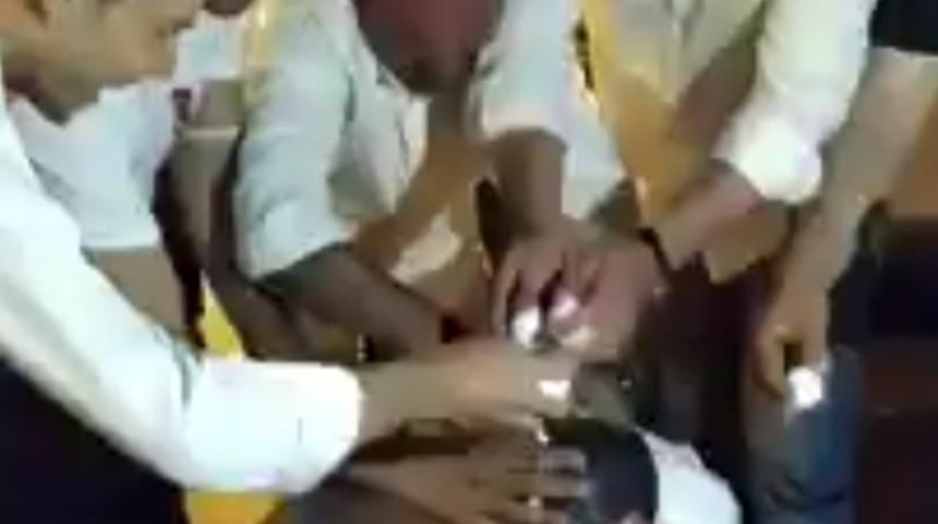 Damada şaka pahalıya patladı! 4 kişiye ceza