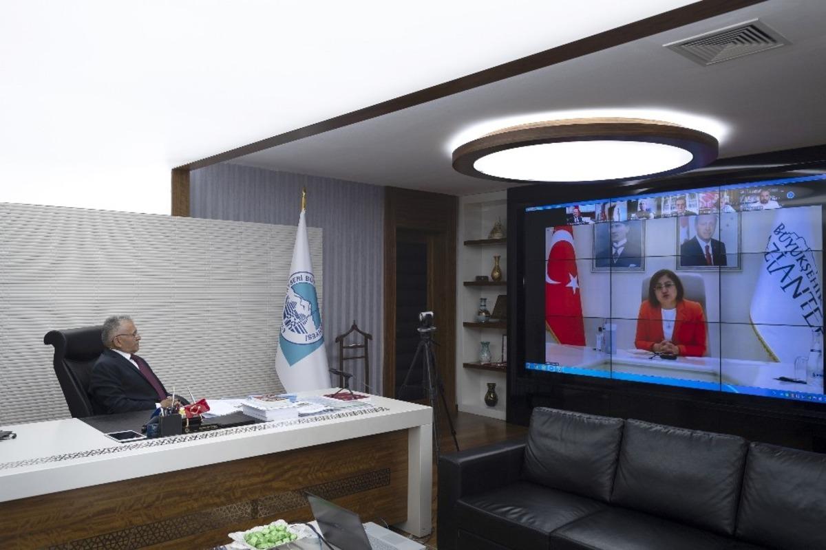 Başkan B&uuml;y&uuml;kkılı&ccedil; TBB Toplantısı&rsquo;na katıldı
