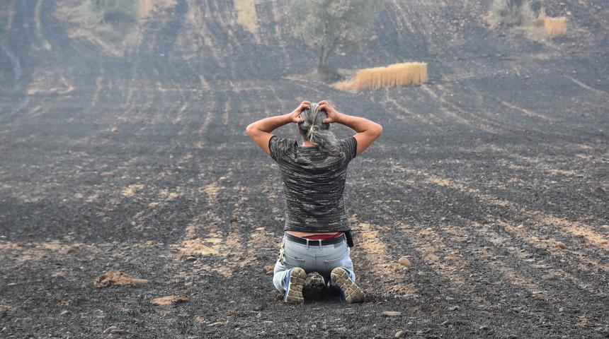 Bir gazetecinin zor gecesi! O fotoğrafın hikayesini anlattı