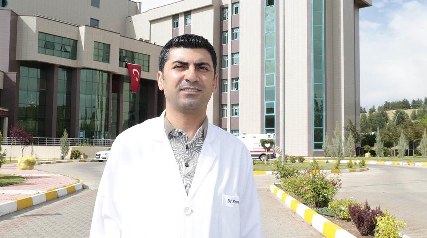 Prof. Dr. Tekin: Koronavir&uuml;s ter yoluyla bulaşmıyor