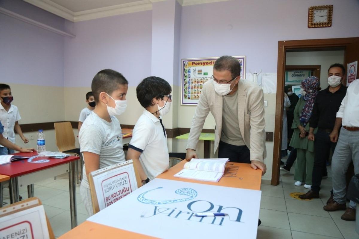 Başkan Deniz K&ouml;ken, Alibeyk&ouml;y Bilgi Evi&rsquo;ni ziyaret etti