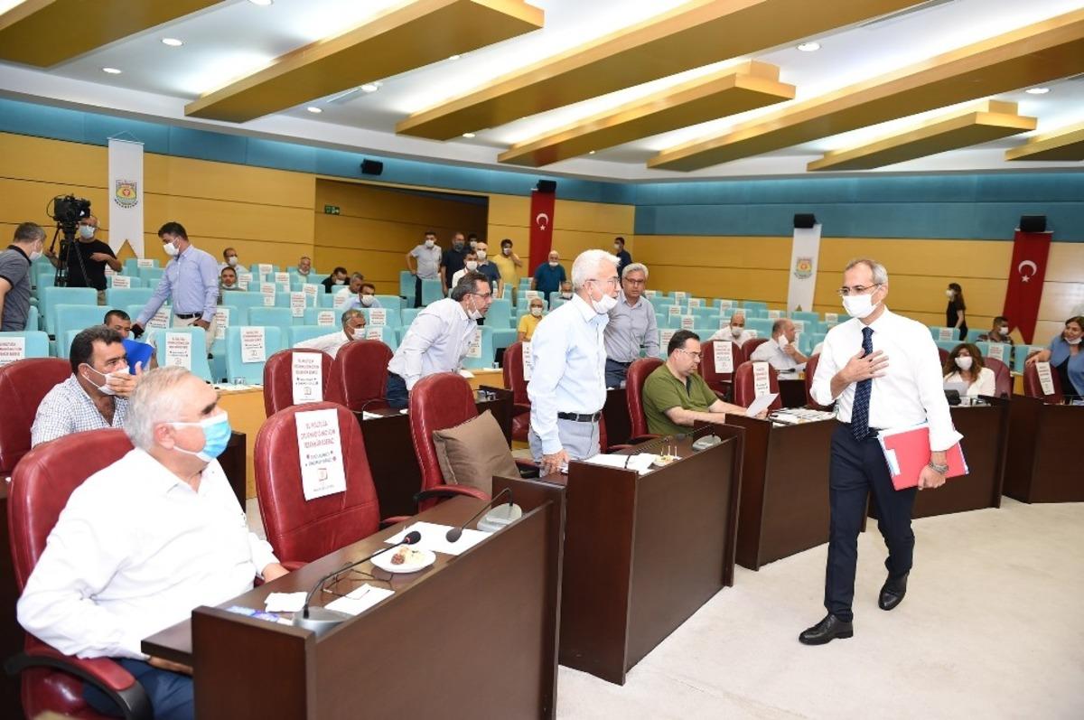 Tarsus Belediyesi&rsquo;nin Siptilli &Ccedil;arşısından zararı 600 bin lira