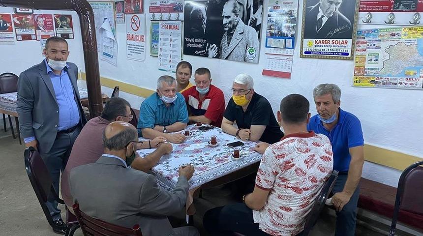 Başkan Y&uuml;ksel mahallelerin isteklerini yerinde dinliyor