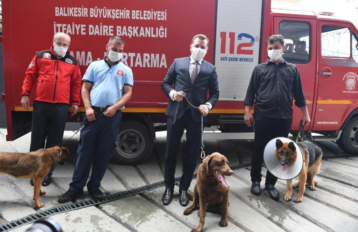 Yıldız Arama Kurtarma ekibinin yeni &uuml;yeleri