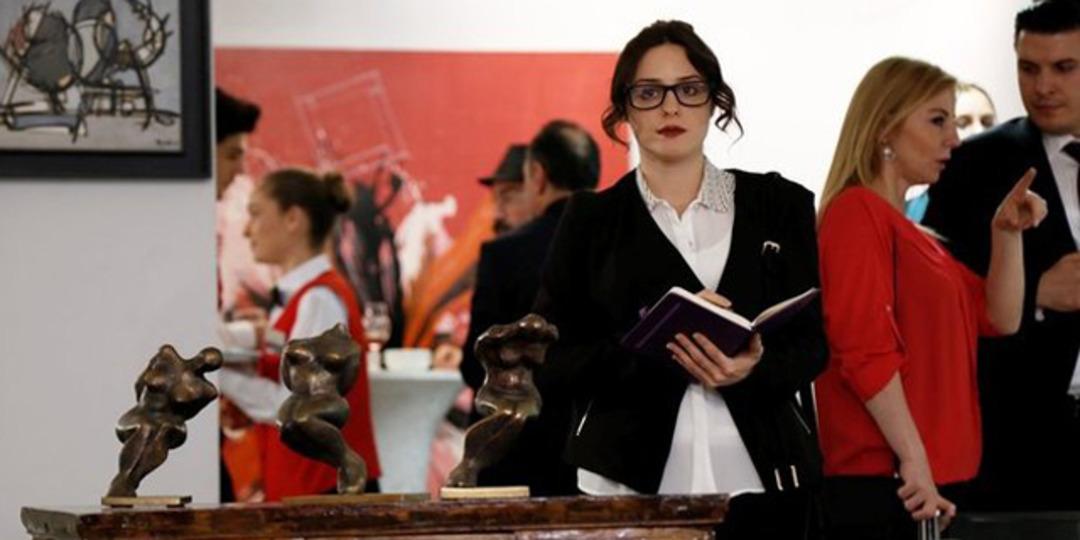 İlişki Durumu: Karışık 36. B&ouml;l&uuml;m Fotoğrafları