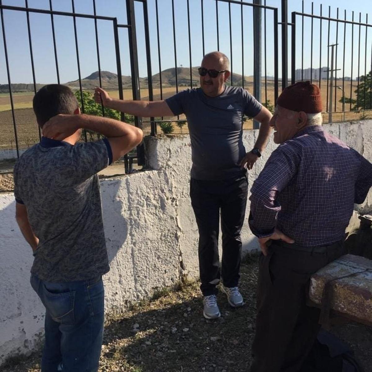 Başkan T&uuml;rkyılmaz, &ccedil;ift&ccedil;ilerle bir araya geldi