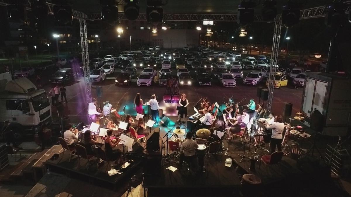 Konyaaltı&rsquo;nda &lsquo;Park Et Seyret&rsquo; coşkusu