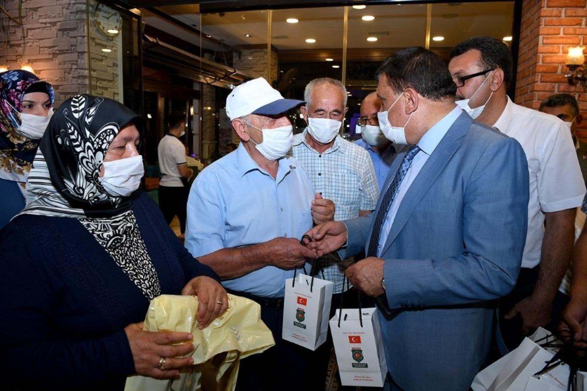 Başkan G&uuml;rkan, şehit ve gazi aileleriyle buluştu