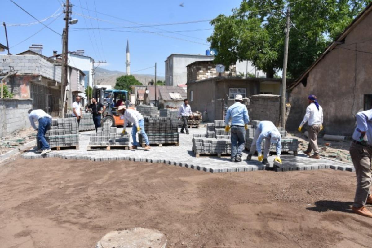 Menekşe Caddesi&rsquo;nde &ccedil;alışmalar tamamlanmak &uuml;zere