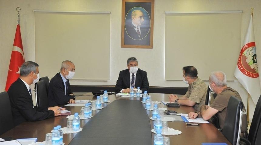 Vali Yılmaz: "L&uuml;tfen maske, sosyal mesafe ve hijyen kurallarına uyalım"