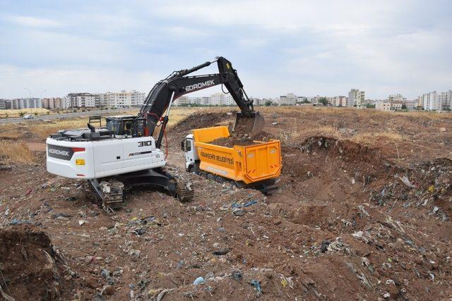 Viranşehir Belediyesi yeni iş makineleri ile sahada