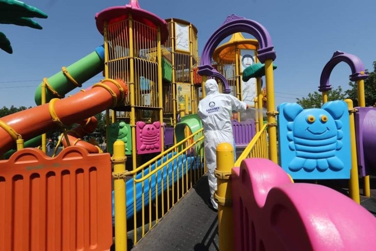 Şahinbey&rsquo;de parklar dezenfekte ediliyor