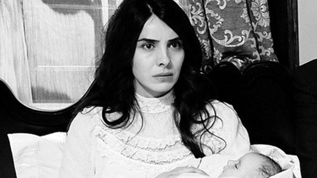 Nur Fettahoğlu bu kez dizide anne oldu