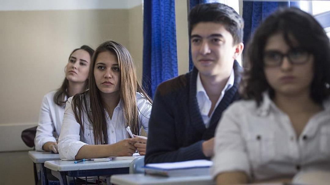 İstanbul, Ankara ve İzmir Anadolu Liseleri y&uuml;zdelik dilimleri ve taban puanları