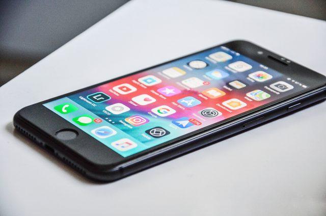 Apple iPhone servis değişim ücreti