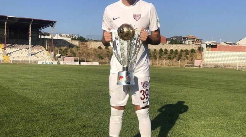 Kayserili golc&uuml; &ccedil;ifte sevin&ccedil; yaşıyor