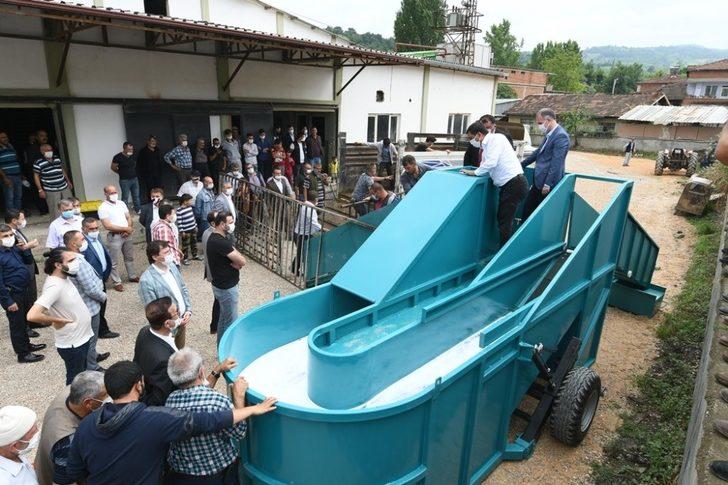 İnegöl Belediyesi, çiftçilere ‘Taşınabilir Hayvan Yıkama Havuzu’ aldı G4