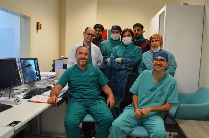 ALKÜ’de ilk periferik arter ameliyatı G3