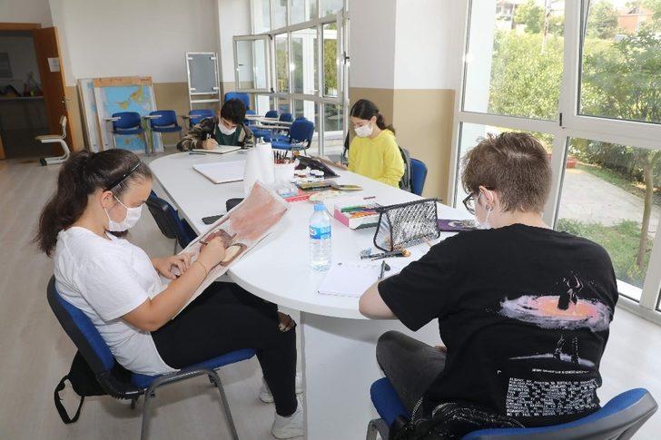 Eyüpsultanlı gençler, drone ve robotik kodlama eğitimlerinde buluşuyor G3