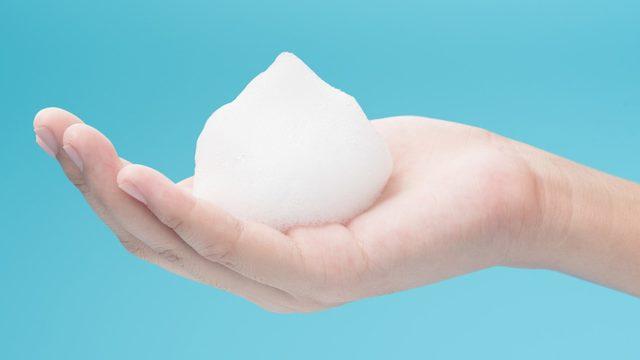 Temizlikte tıraş köpüğü kullanmayı denediniz mi? Sonuçtan çok memnun kalacaksınız...